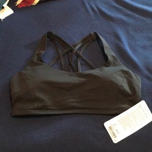 Lululemon free to be tranquil bra